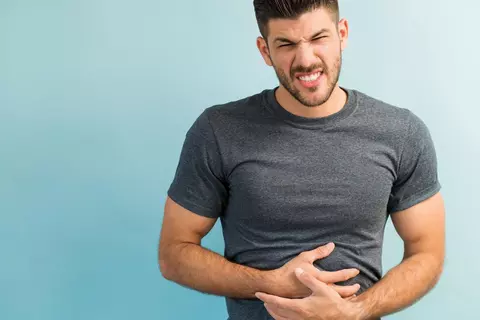 dolor_abdominal_hombre