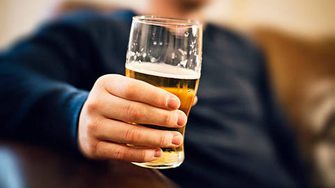 alcohol_y_colitis