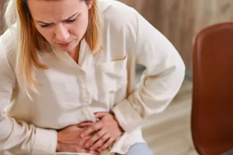 header_mejorar_síntomas_gastrointestinales